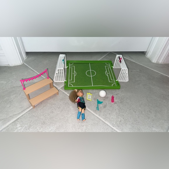 Barbie Other - Barbie Dreamhouse Adventures Chelsea Soccer Playset with dolls and accessories
